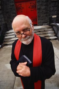papaz kilise ortodoks rahip rahibe papa katolik hıristiyan sübyancı sapık adam